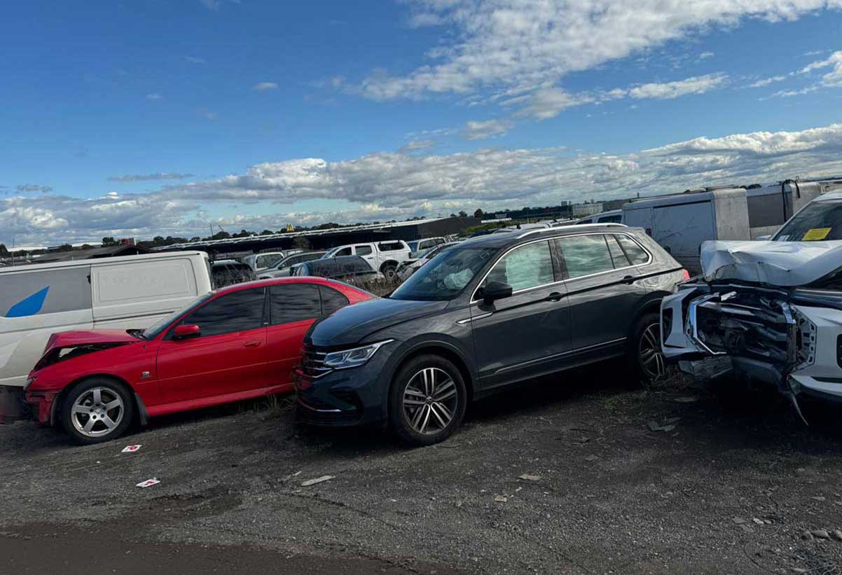 Why Choosing a Licensed Wrecker in Adelaide is the Smartest Move for Your Scrap Car